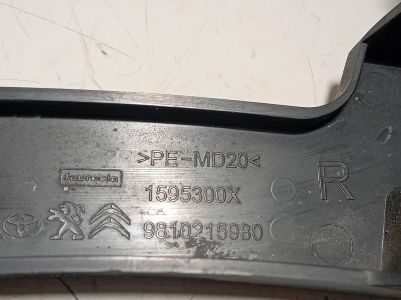 KIT Staffe Sostegno Paraurti POST 98102164809810215980 Opel Vivaro C 2019
