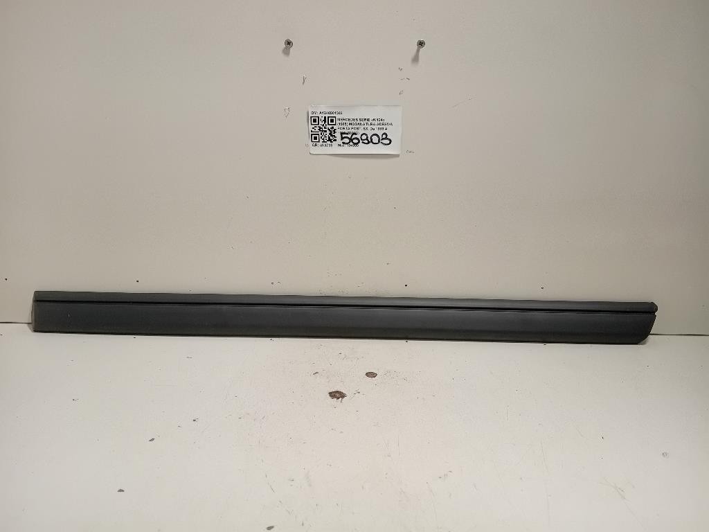 Modanatura Adesiva Porta POST SX A1246901362 Mercedes Serie W124 1985