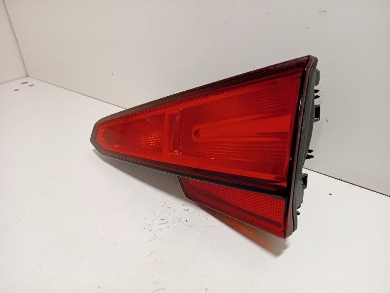 Fanale INT POST DX 8W5945076A Audi A4 8W2 2015