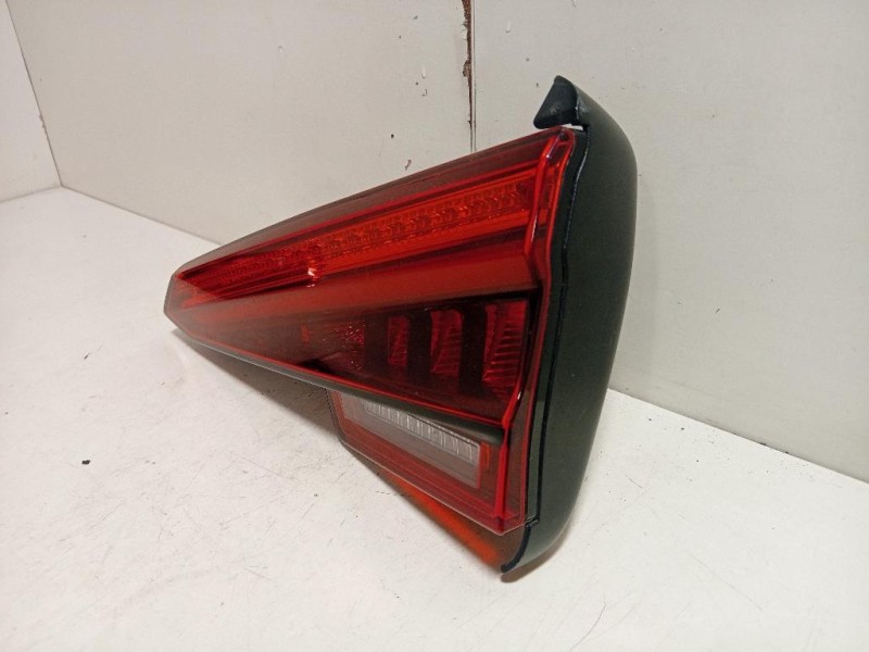 Fanale INT POST DX 8W5945094 B Audi A4 8W5 Avant 2015