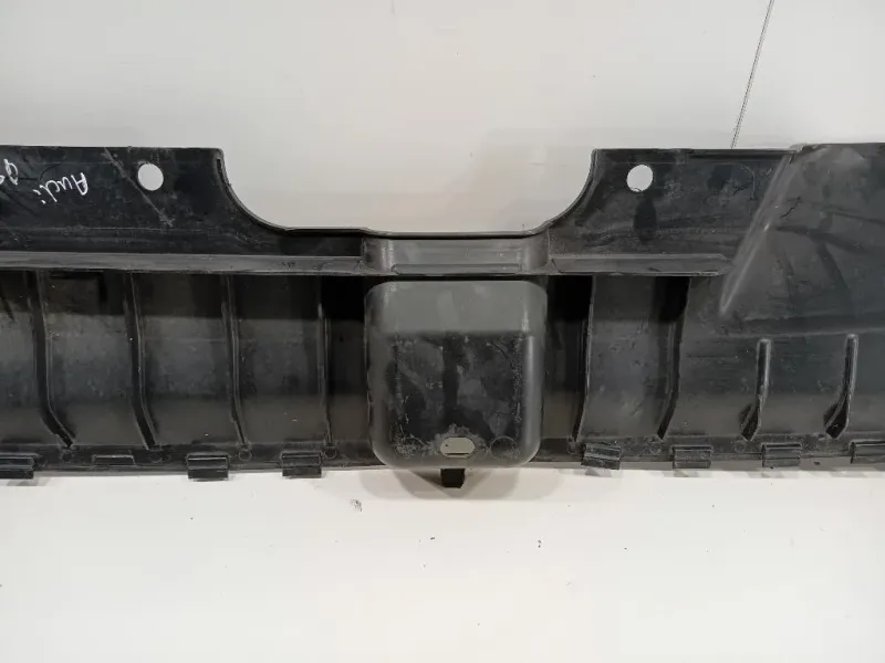 Rivestimento Frontale Parte SUP ANT 8R0 807 081 Audi Q5 8RB 2012