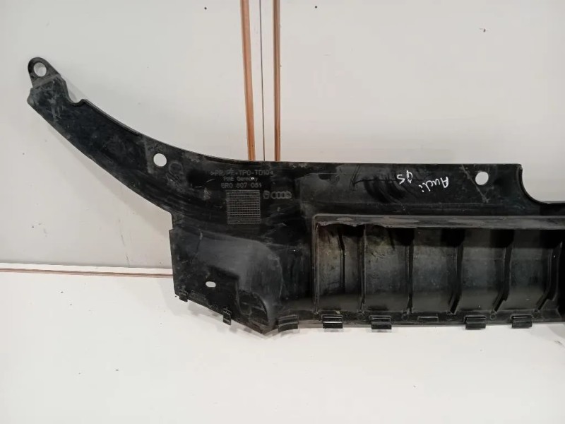 Rivestimento Frontale Parte SUP ANT 8R0 807 081 Audi Q5 8RB 2012