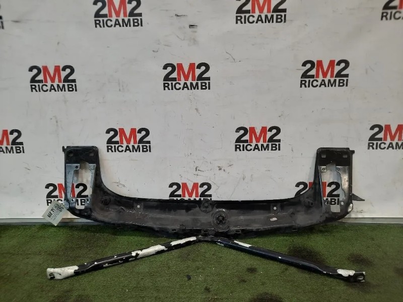 Rivestimento Frontale Parte SUP ANT  Bmw Serie 1 F20 Berlina 2012