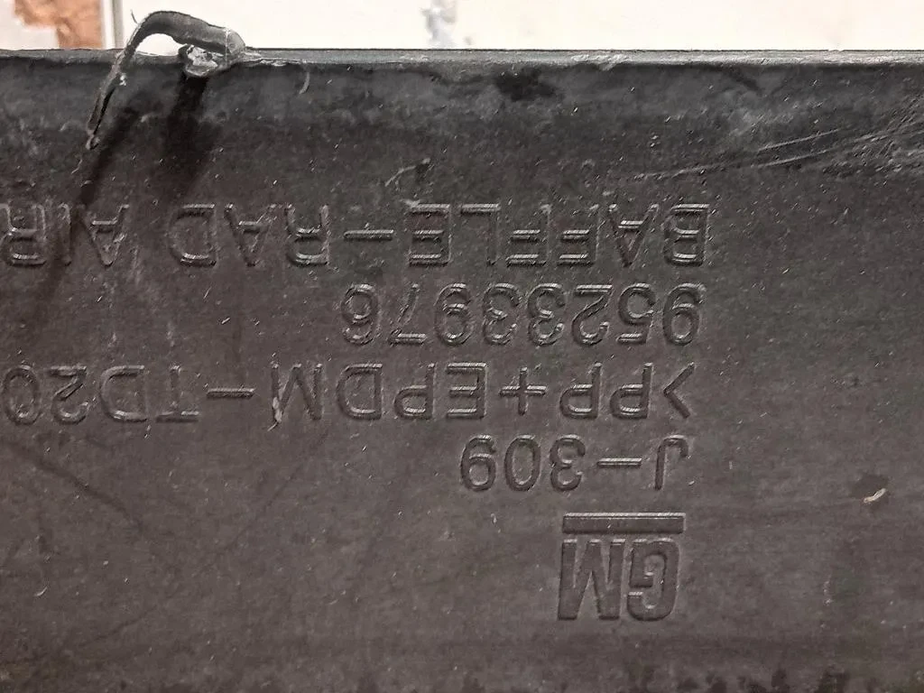 Rivestimento Frontale Parte SUP ANT 95233976 Chevrolet Orlando 2011