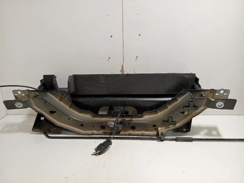 Rivestimento Frontale Parte SUP ANT 95233976 Chevrolet Orlando 2011