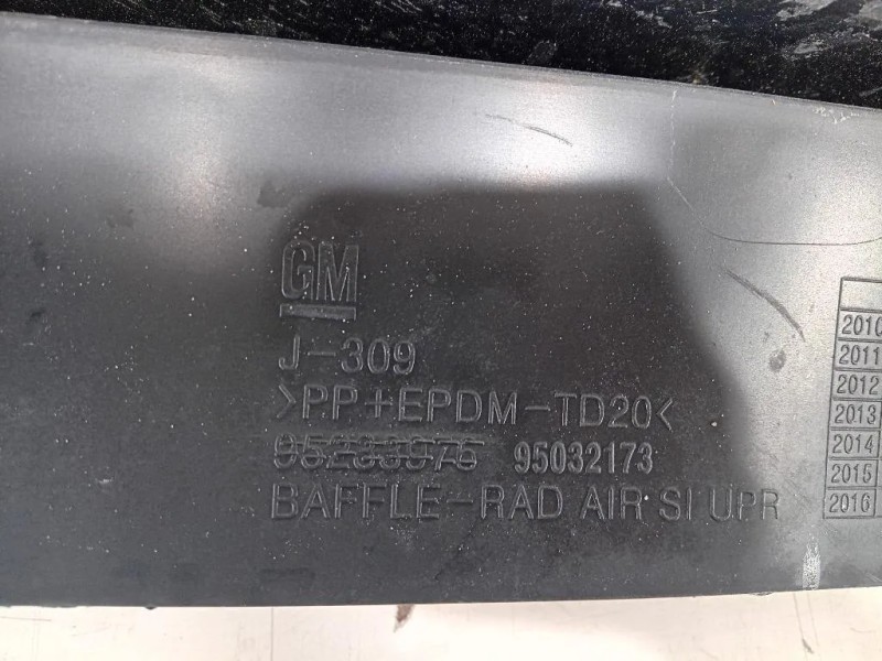 Rivestimento Frontale Parte SUP ANT 95233976 Chevrolet Orlando 2011