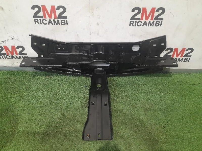 Rivestimento Frontale Parte SUP ANT RIVESTIMENTO FRONTALE ANT Dacia Duster II 2018