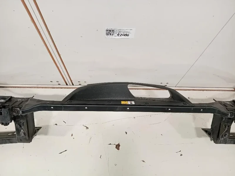 Rivestimento Frontale Parte SUP ANT RIVESTIMENTO FRONTALE PARTE SUP ANT Jaguar XE 2015