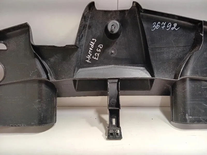 Rivestimento Frontale Parte SUP ANT A2075000155 Mercedes Classe E C207 Coupé 2010