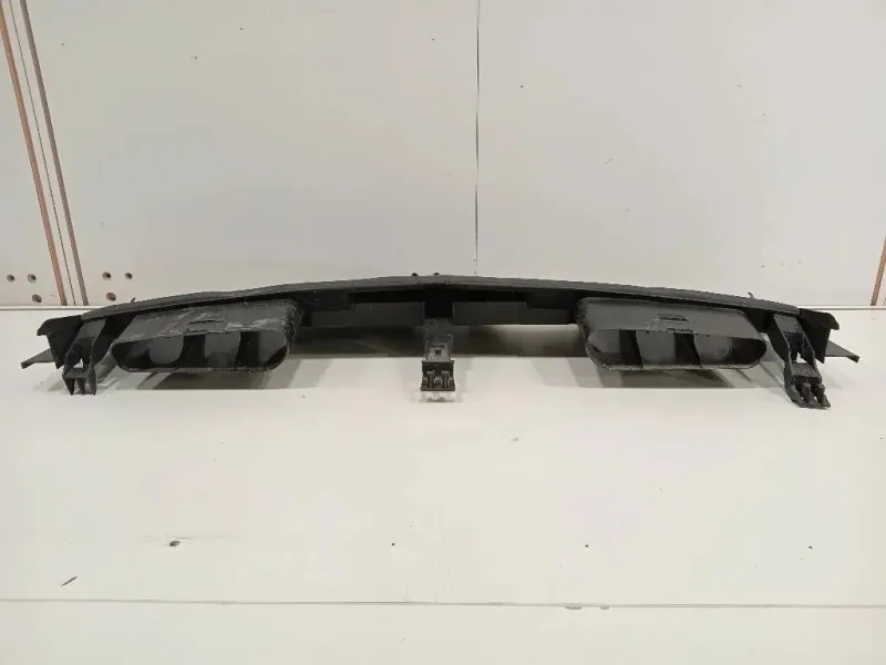 Rivestimento Frontale Parte SUP ANT A2075000155 Mercedes Classe E C207 Coupé 2010