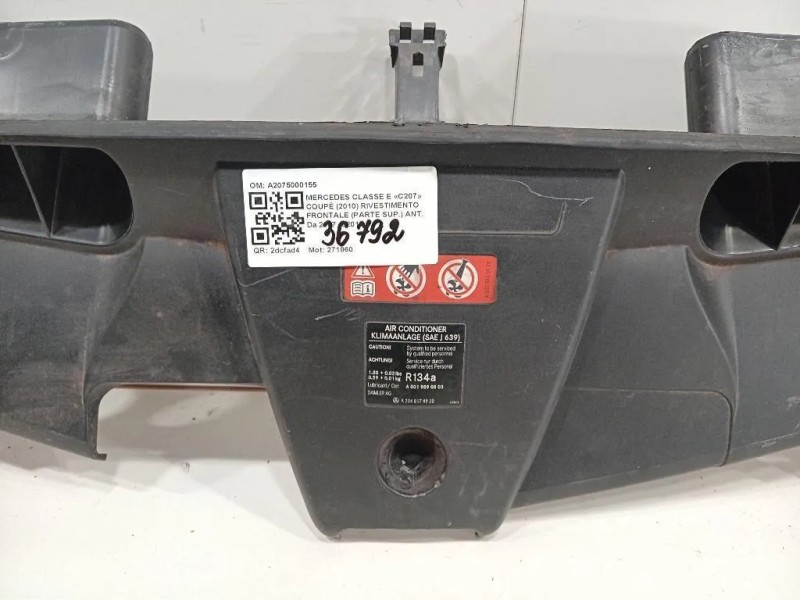 Rivestimento Frontale Parte SUP ANT A2075000155 Mercedes Classe E C207 Coupé 2010