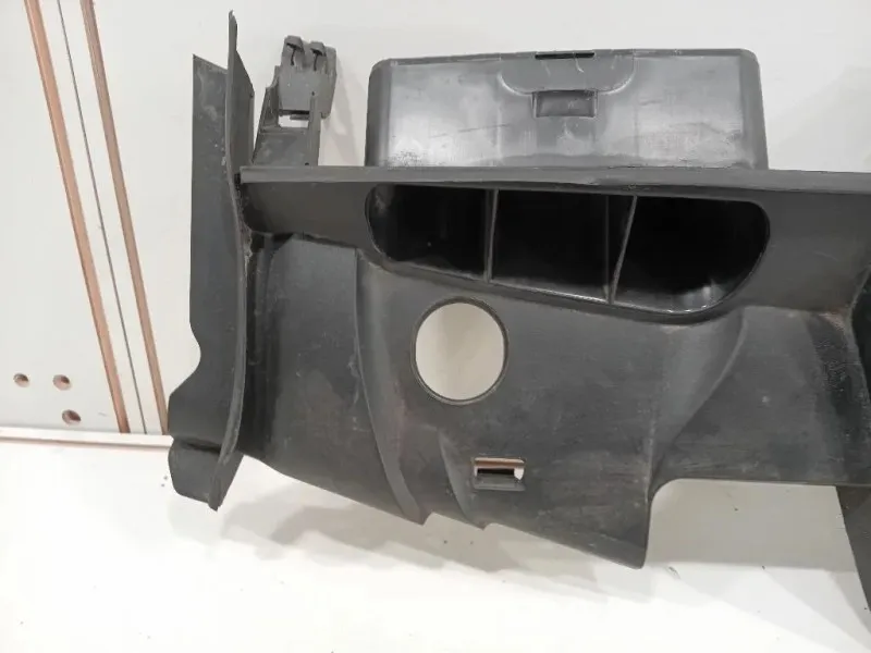 Rivestimento Frontale Parte SUP ANT A2075000155 Mercedes Classe E C207 Coupé 2010