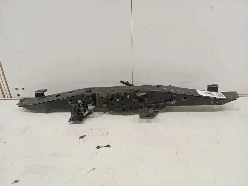 Rivestimento Frontale Parte SUP ANT Nissan Qashqai II 2017