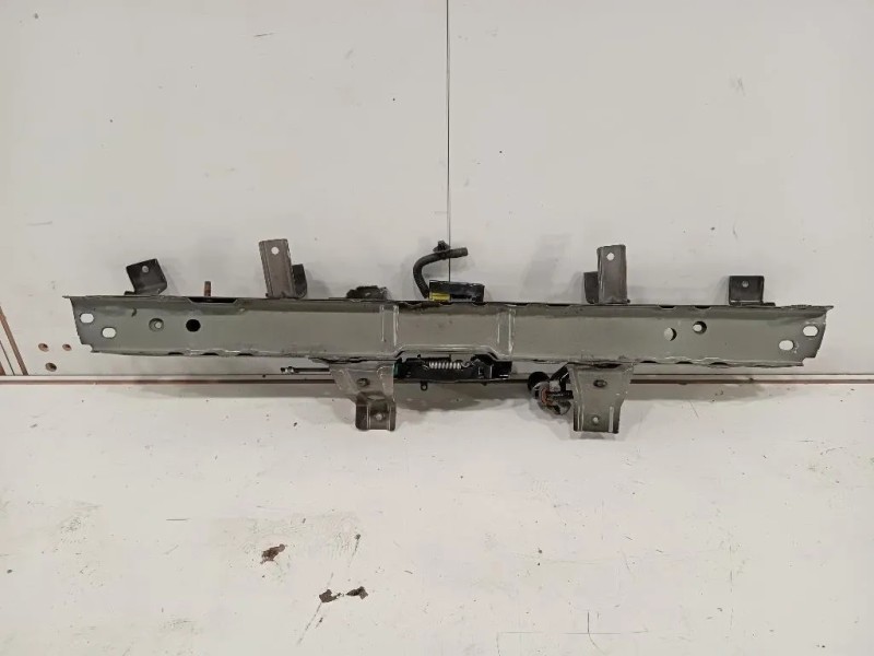 Rivestimento Frontale Parte SUP ANT  Nissan Qashqai II 2017