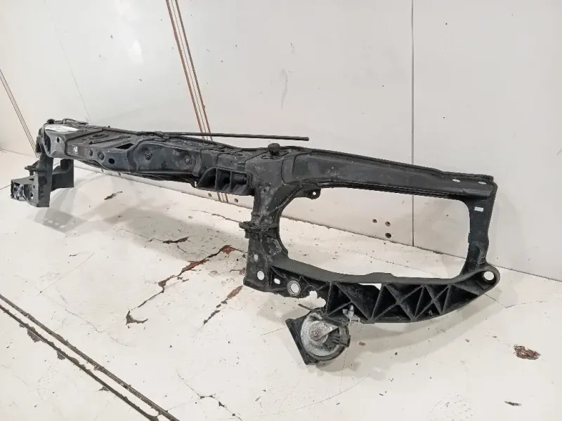 Rivestimento Frontale Parte SUP ANT Opel Corsa D 2011