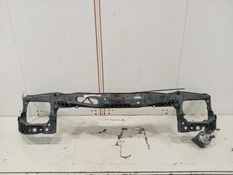 Rivestimento Frontale Parte SUP ANT  Opel Corsa D 2011