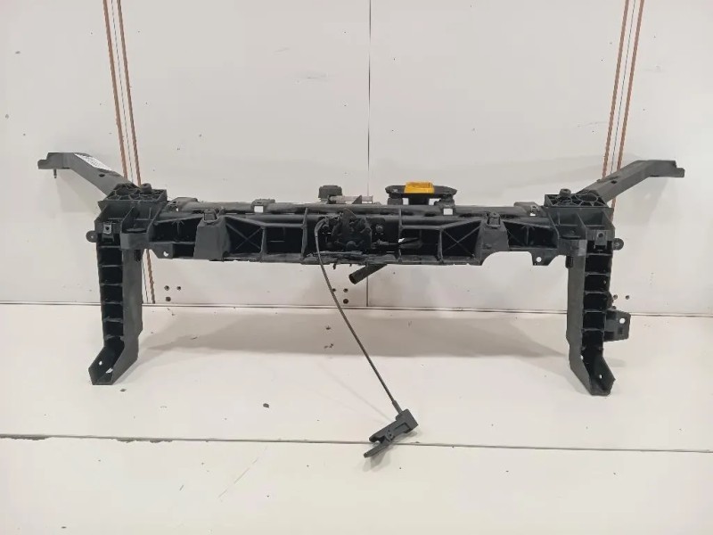 Rivestimento Frontale Parte SUP ANT RIVESTIMENTO FRONTALE PARTE SUP ANT Opel Vivaro A 2007 Rivestimento Frontale Parte SUP ANT RIVESTIMENTO FRONTALE PARTE SUP ANT Opel Vivaro A 2007