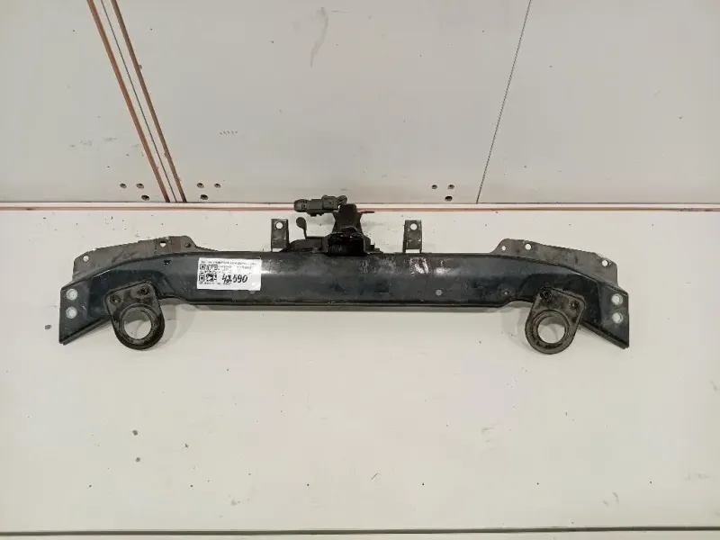 Rivestimento Frontale Parte SUP ANT RIVESTIMENTO FRONTALE PARTE SUP ANT Ssangyong Kyron 2005