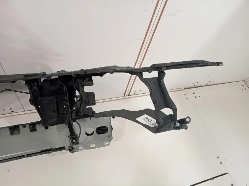 Rivestimento Frontale Parte SUP ANT 31283053 Volvo V60 I 2010