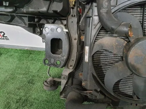 Rivestimento Frontale ANT  Audi A3 8P1 2004