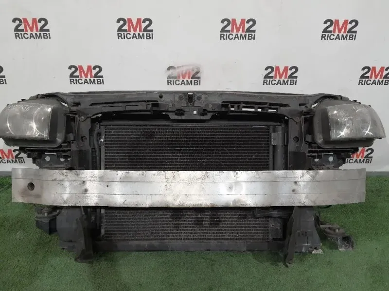 Rivestimento Frontale ANT Audi A3 8P1 2004