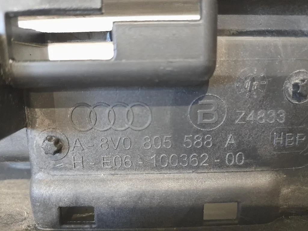 Rivestimento Frontale ANT 8V0805588A Audi A3 8VK 2016