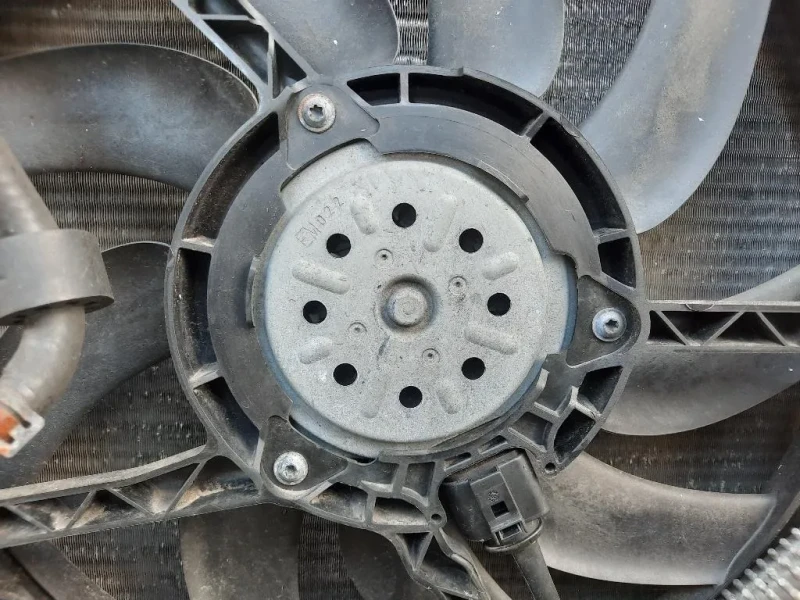 Rivestimento Frontale ANT Q3 RIVESTIMENTO FRONTALE ANT+ KIT RADIATORI Audi Q3 8UB 2012