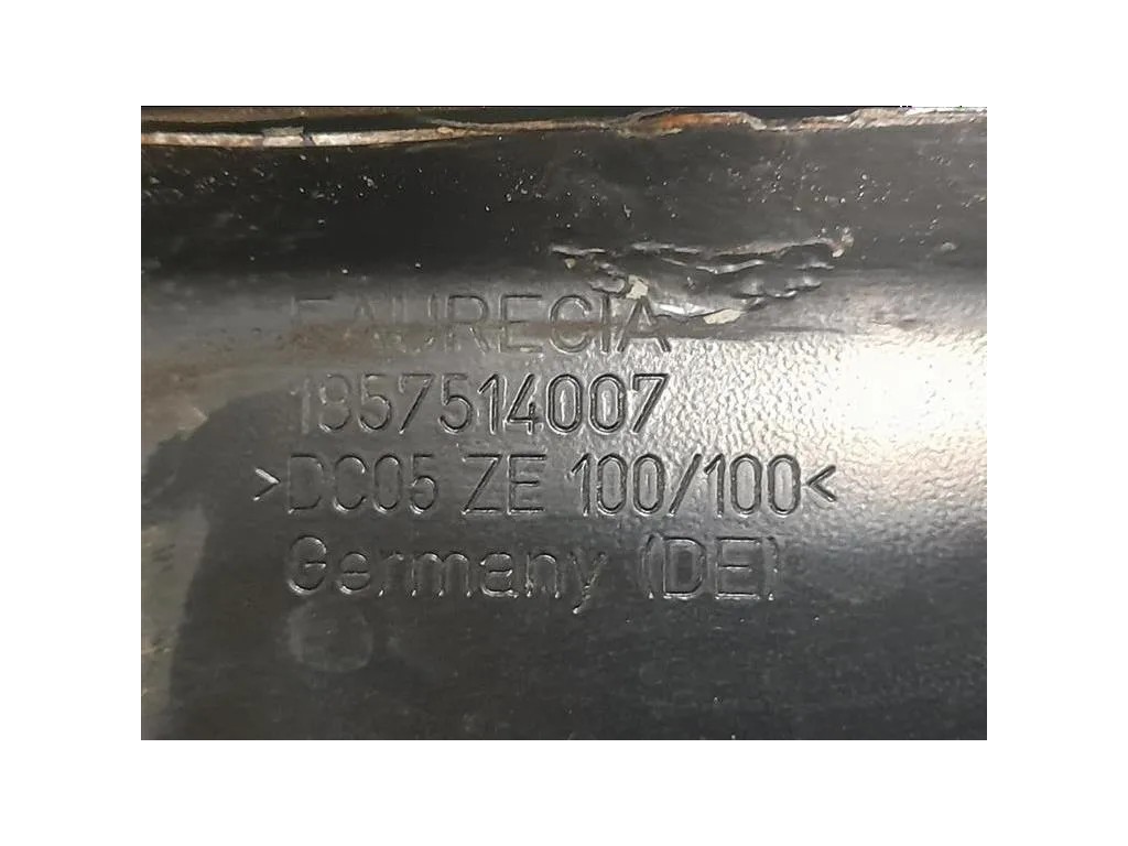 Rivestimento Frontale ANT 1857514007 Bmw Serie 1 E81 Berlina 2005