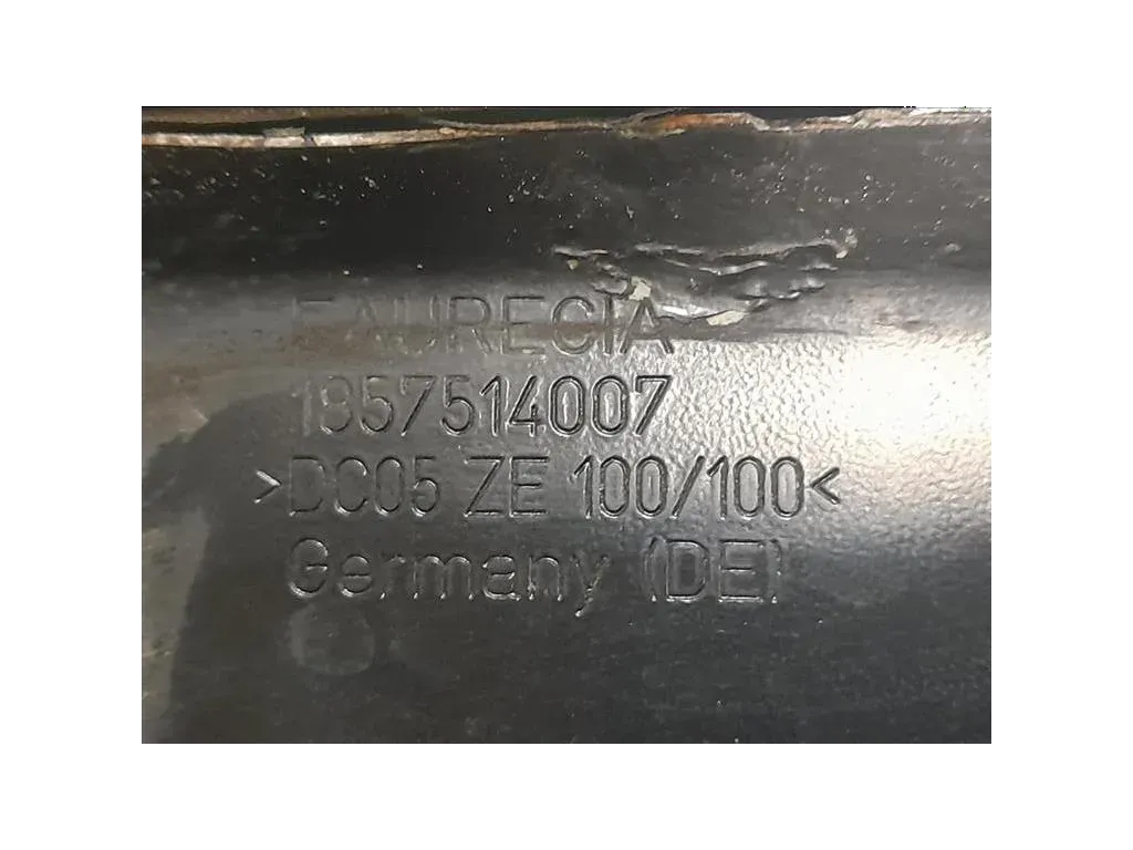 Rivestimento Frontale ANT 1857514007 Bmw Serie 1 E81 Berlina 2005