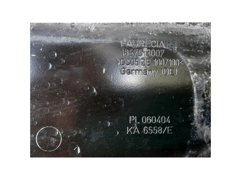 Rivestimento Frontale ANT 7166584 14 Bmw Serie 1 E82 Coupe 2005