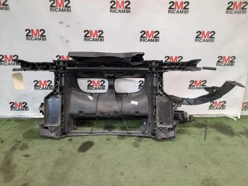 Rivestimento Frontale ANT 51647193748 Bmw Serie 1 E87 Berlina 2005