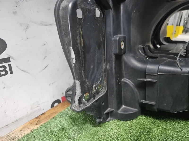 Rivestimento Frontale ANT 51747189264 Bmw Serie 1 E87 Berlina 2005