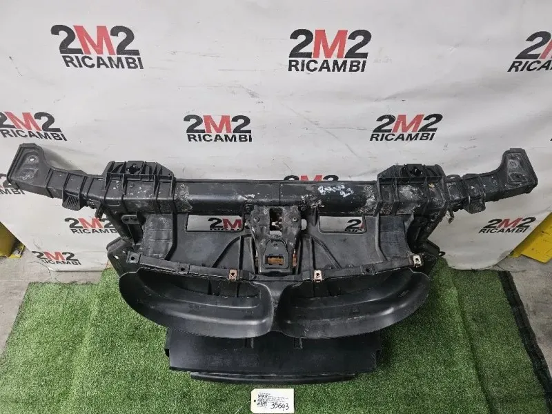 Rivestimento Frontale ANT 51747189264 Bmw Serie 1 E87 Berlina 2005