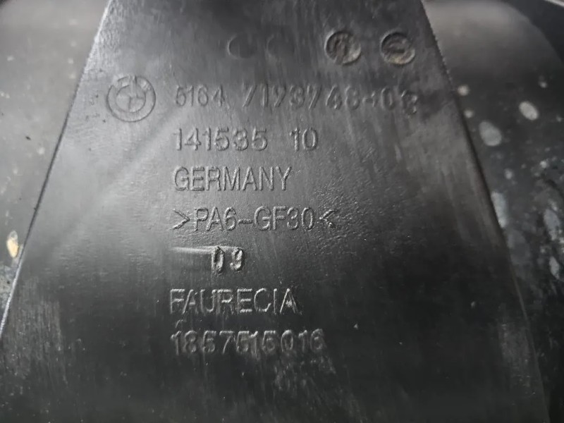 Rivestimento Frontale ANT 51747189264 Bmw Serie 1 E87 Berlina 2005