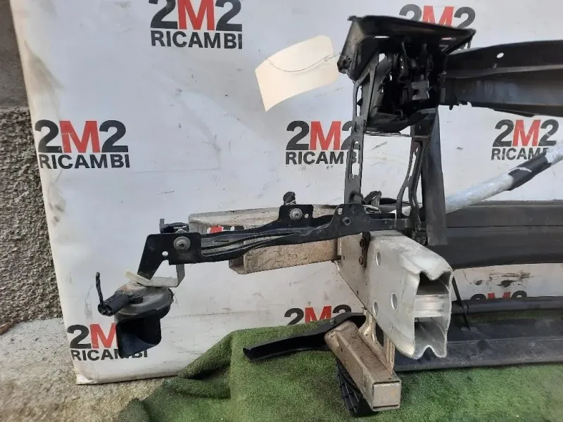 Rivestimento Frontale ANT RIVESTIMENTO F5174 7245771 RONTALE ANT Bmw Serie 1 F20 Berlina 2012