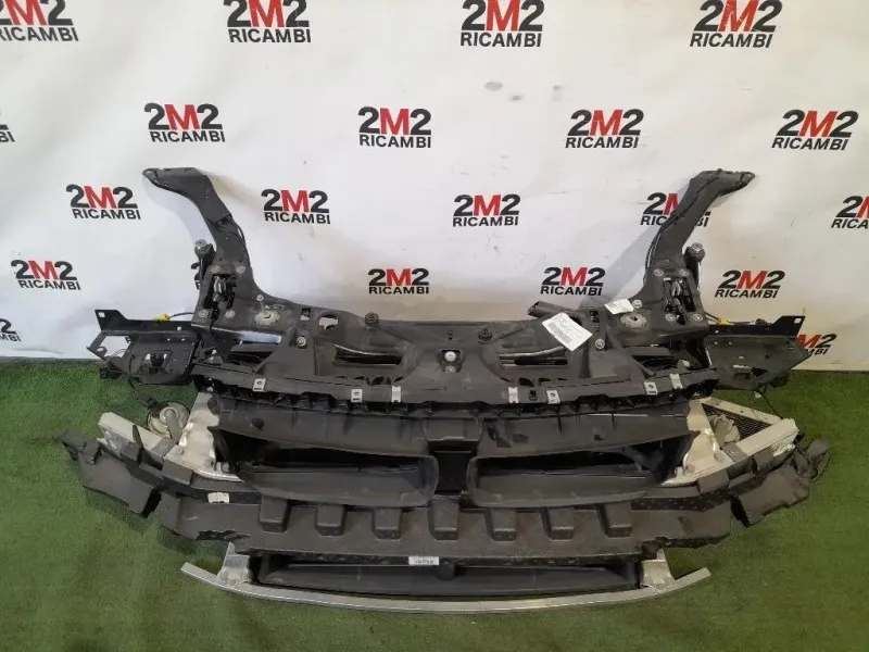 Rivestimento Frontale ANT 17428645861 Bmw Serie 2 F45 Active Tourer 2018