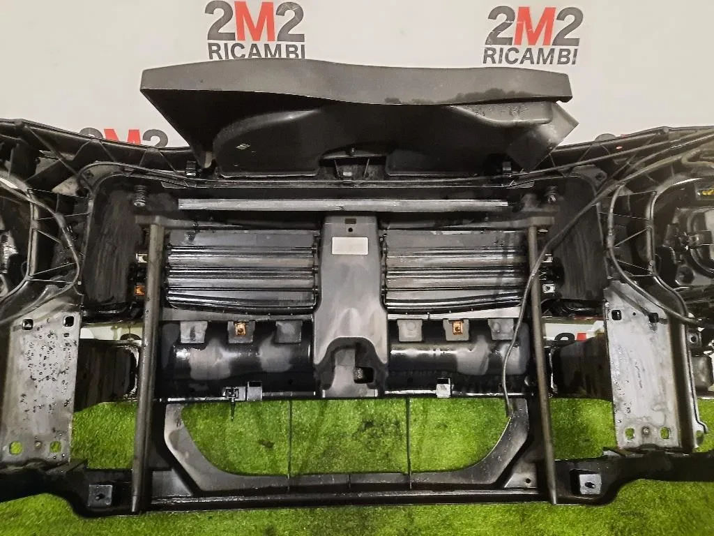 Rivestimento Frontale ANT Bmw Serie 3 E90 Berlina 2005