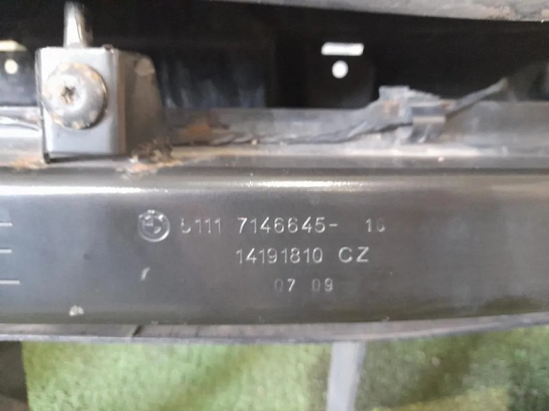 Rivestimento Frontale ANT 51647058594 Bmw Serie 3 E90 Berlina 2005