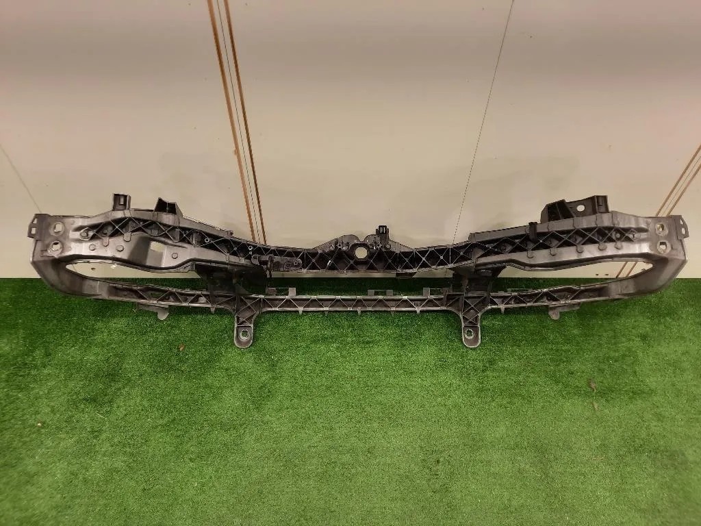 Rivestimento Frontale ANT 3M51-8B041-A Ford Focus II 2005