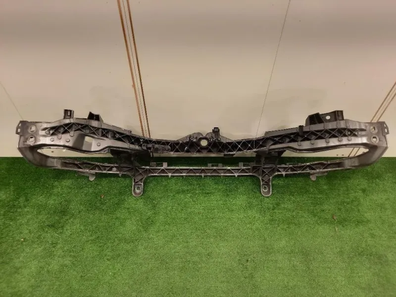 Rivestimento Frontale ANT 3M51-8B041-A Ford Focus II 2005