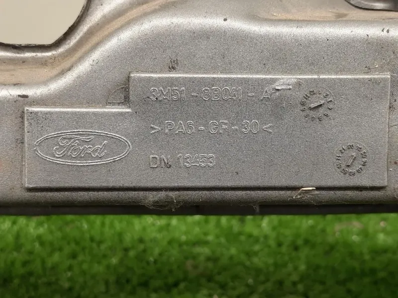 Rivestimento Frontale ANT 3M51-8B041-A Ford Focus II 2005