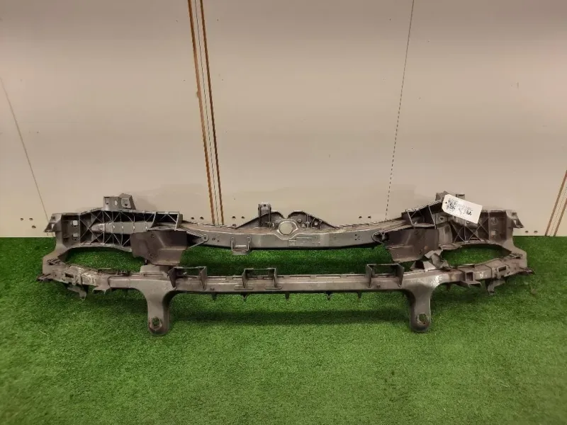 Rivestimento Frontale ANT 3M51-8B041-A Ford Focus II 2005