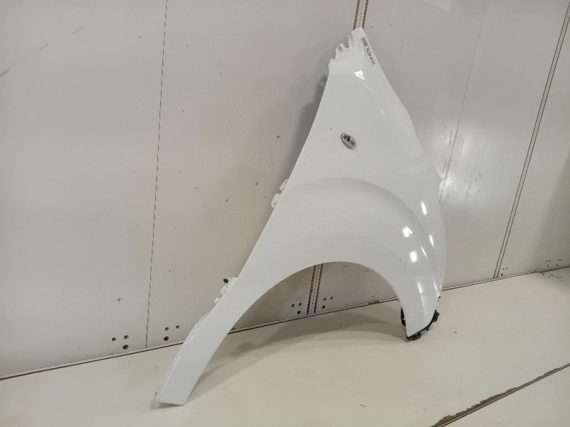 Rivestimento Frontale ANT 1396583 1S7X8242 Ford Mondeo III 2001
