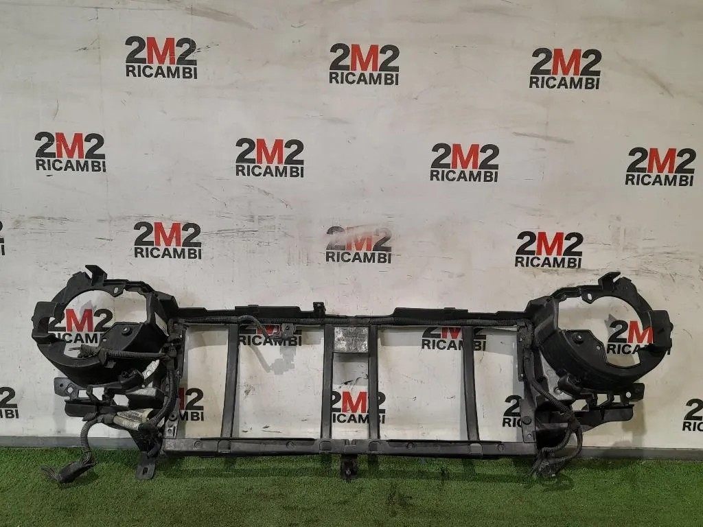 Rivestimento Frontale ANT  Jeep Cherokee III 2002