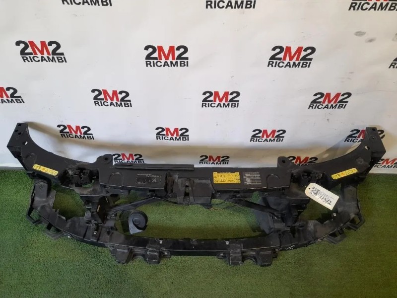 Rivestimento Frontale ANT LR054853 Land Rover Discovery III 2005