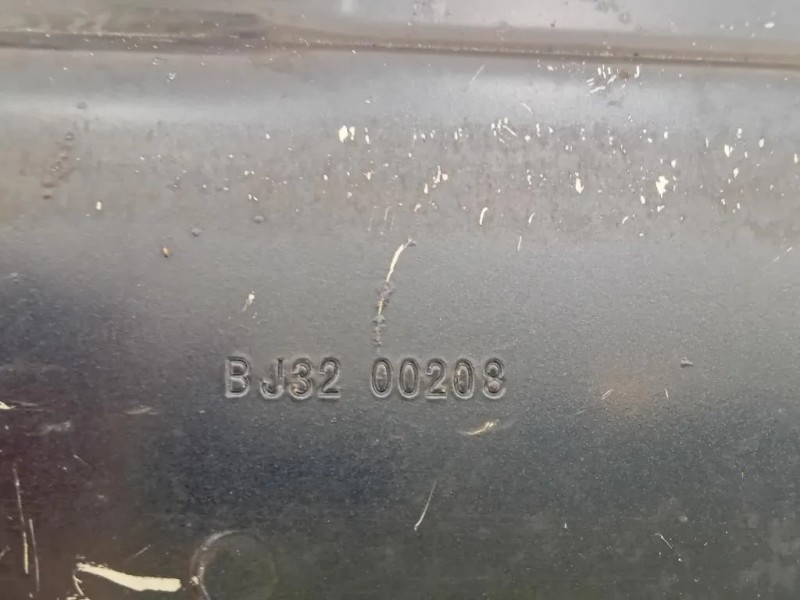 Rivestimento Frontale ANT BJ32-00203 Land Rover Range Rover Evoque I 2011