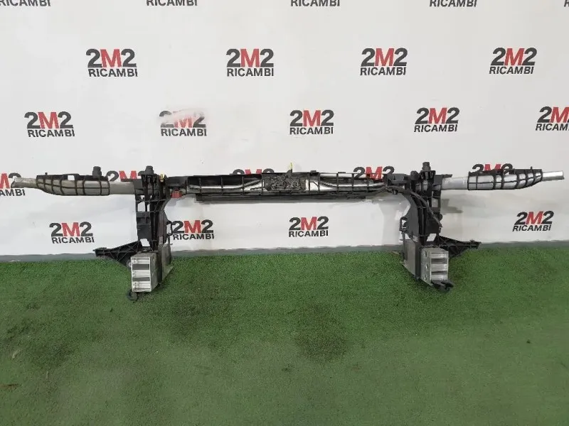 Rivestimento Frontale ANT A2466200234 Mercedes Classe A W176 2013