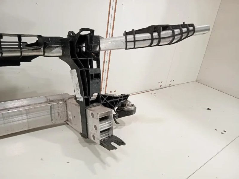 Rivestimento Frontale ANT A2466200195 W246 Mercedes Classe A W176 2013