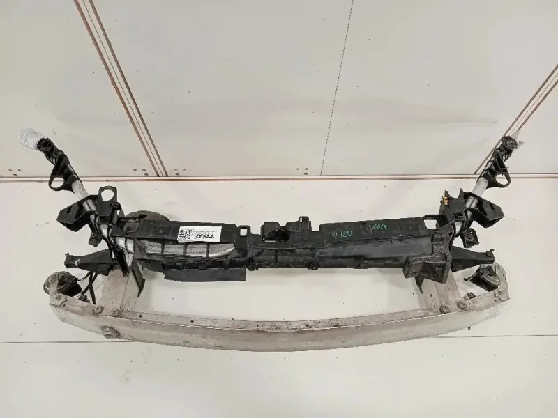 Rivestimento Frontale ANT A2466200195 W246 Mercedes Classe A W176 2013