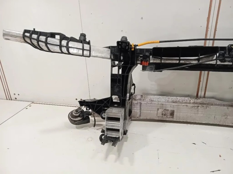 Rivestimento Frontale ANT A2466200315 Mercedes Classe A W176 2013